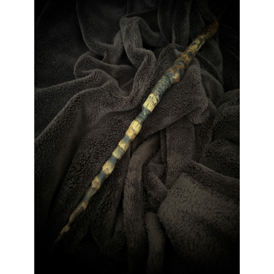 Knotwilg wand (Middeleeuwse Wicca Collectie)