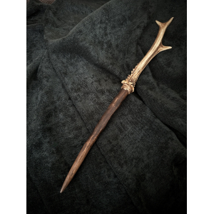 Willow wand with roe antler